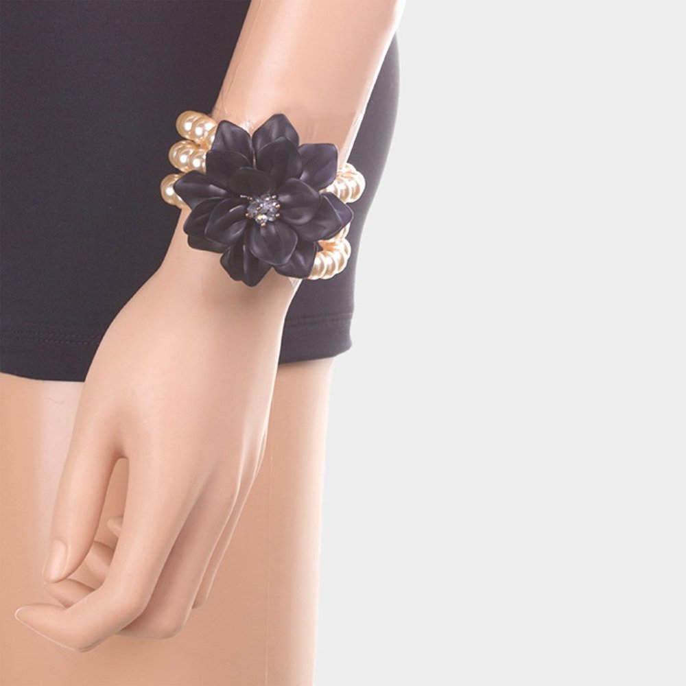 Faux Pearl Triple Strand Flower Stretch Bracelet
